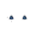 APM Monaco Boucles d’oreilles à tige pavées triangle bleu Argent Sterling