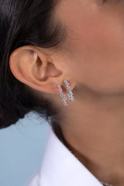 APM Monaco Boucles d’oreilles créoles pavées Plaqué Or Rose 18 Carats