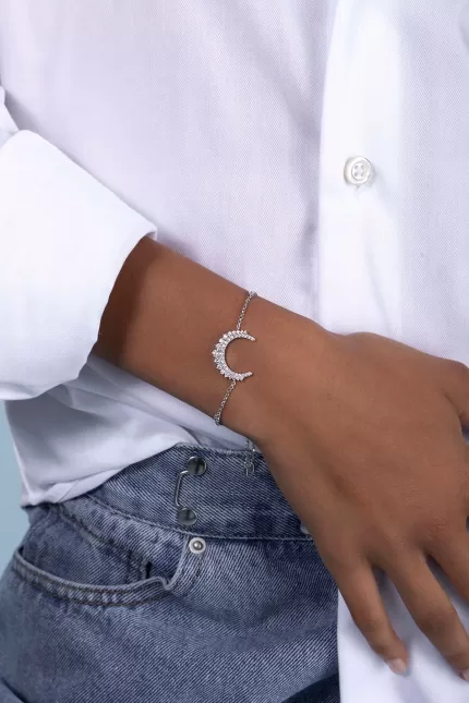 APM Monaco Bracelet Ajustable Pavé Lune Argent Sterling